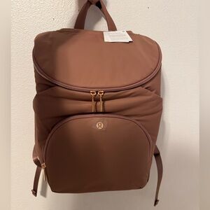 Lululemon new parent backpack rose color nwt